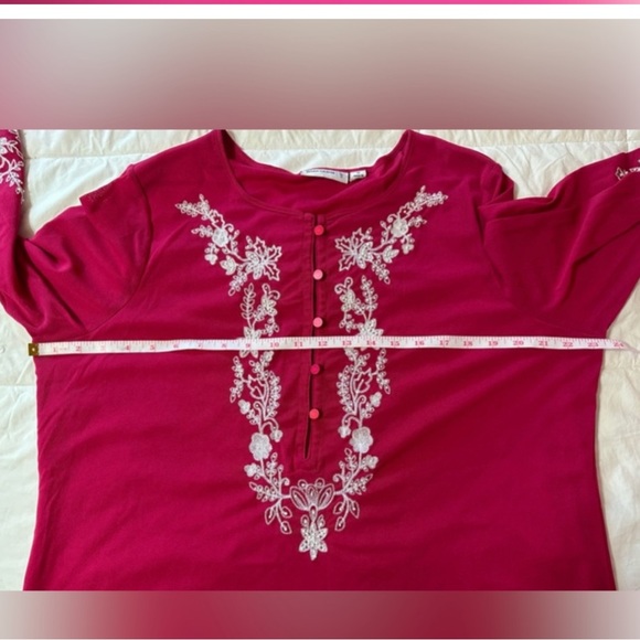 Embroidered Henley Tunic - w/ flare 3/4 sleeves
- Pink - 1X - Susan Graver - Picture 7 of 7